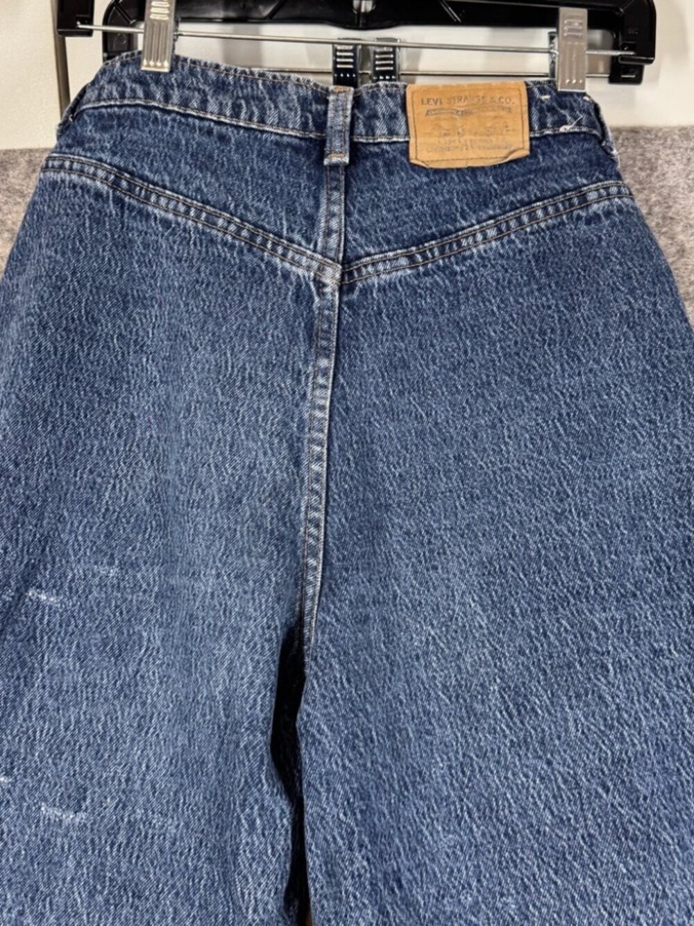 Levis Vintage 90s Distressed Blue Jeans 30 High Rise Mom Fit  Grunge Retro Chic - Picture 12 of 16